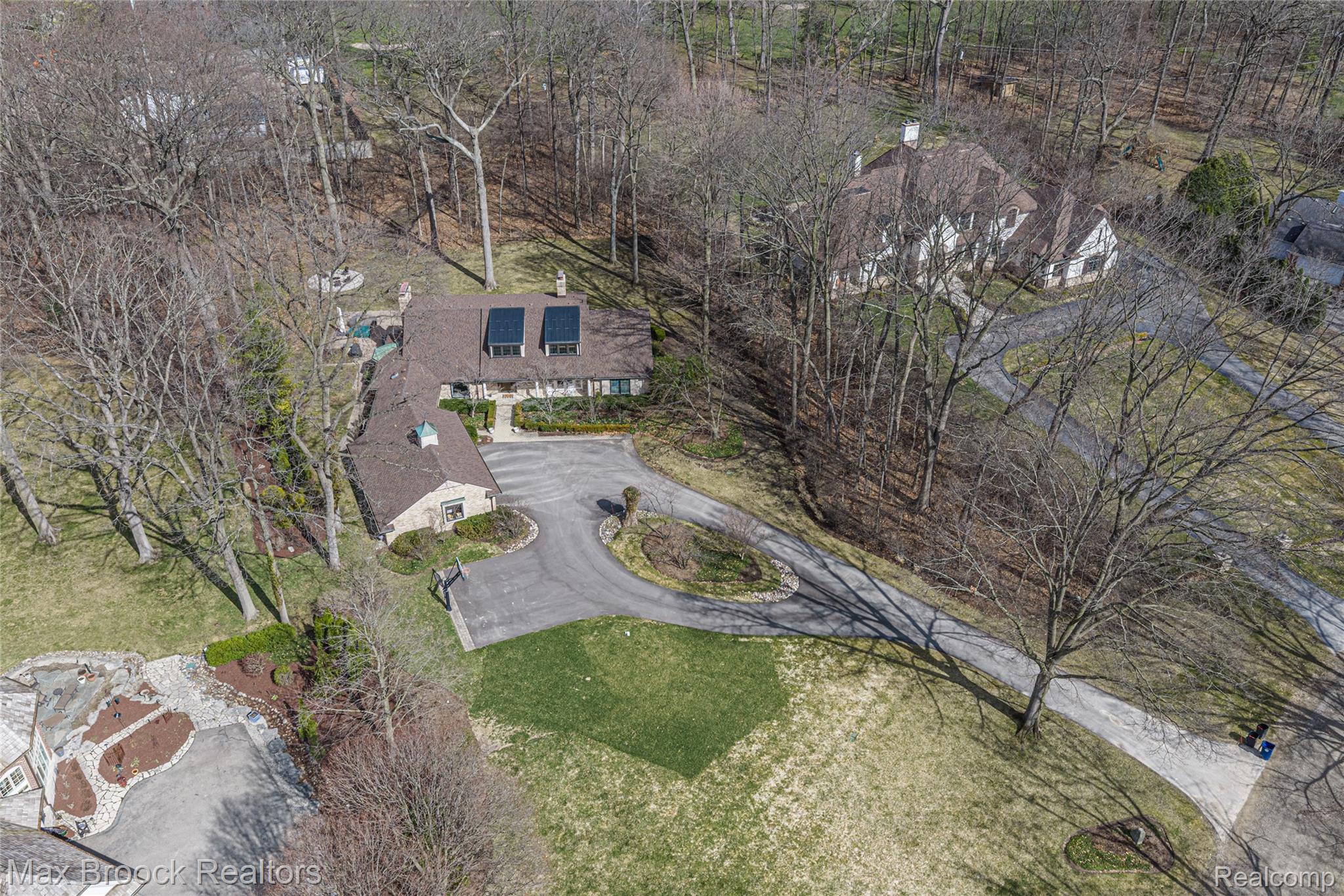 5275 Brookdale Road