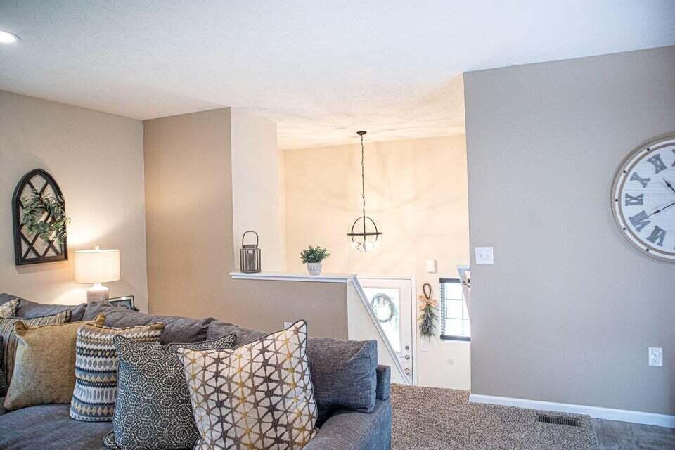 451 Tentree Street NW