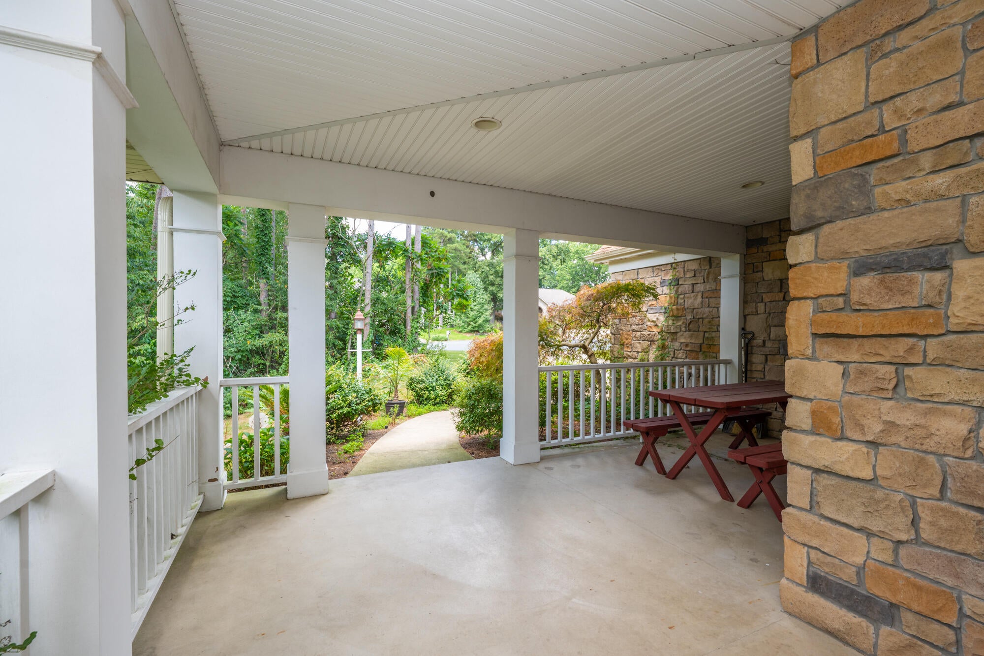 5789 Rolling Pines Court