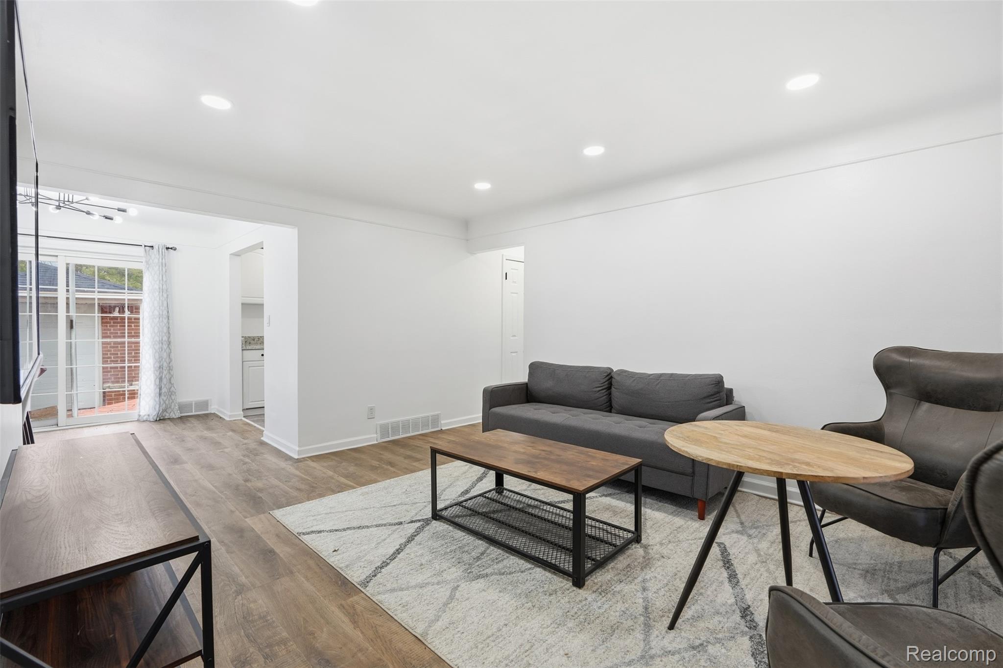 33060 Cherry Hill Road