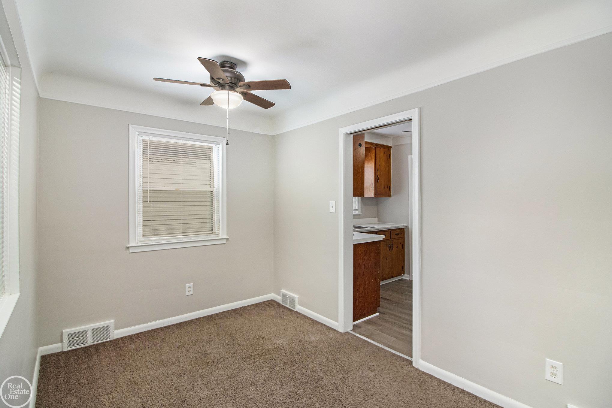 19134 Macarthur Street