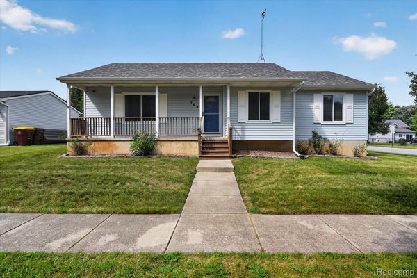 769 TOWN TRL, PINCKNEY, MI 48169 - Image 63b083f0d04a550a4eefb3d088fe0ed6/1315881691