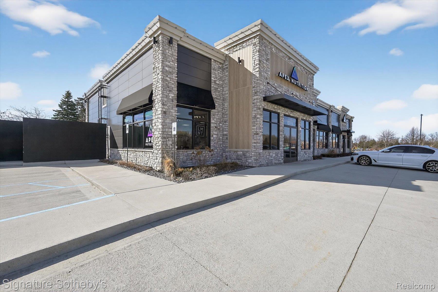 19005 Silver Parkway