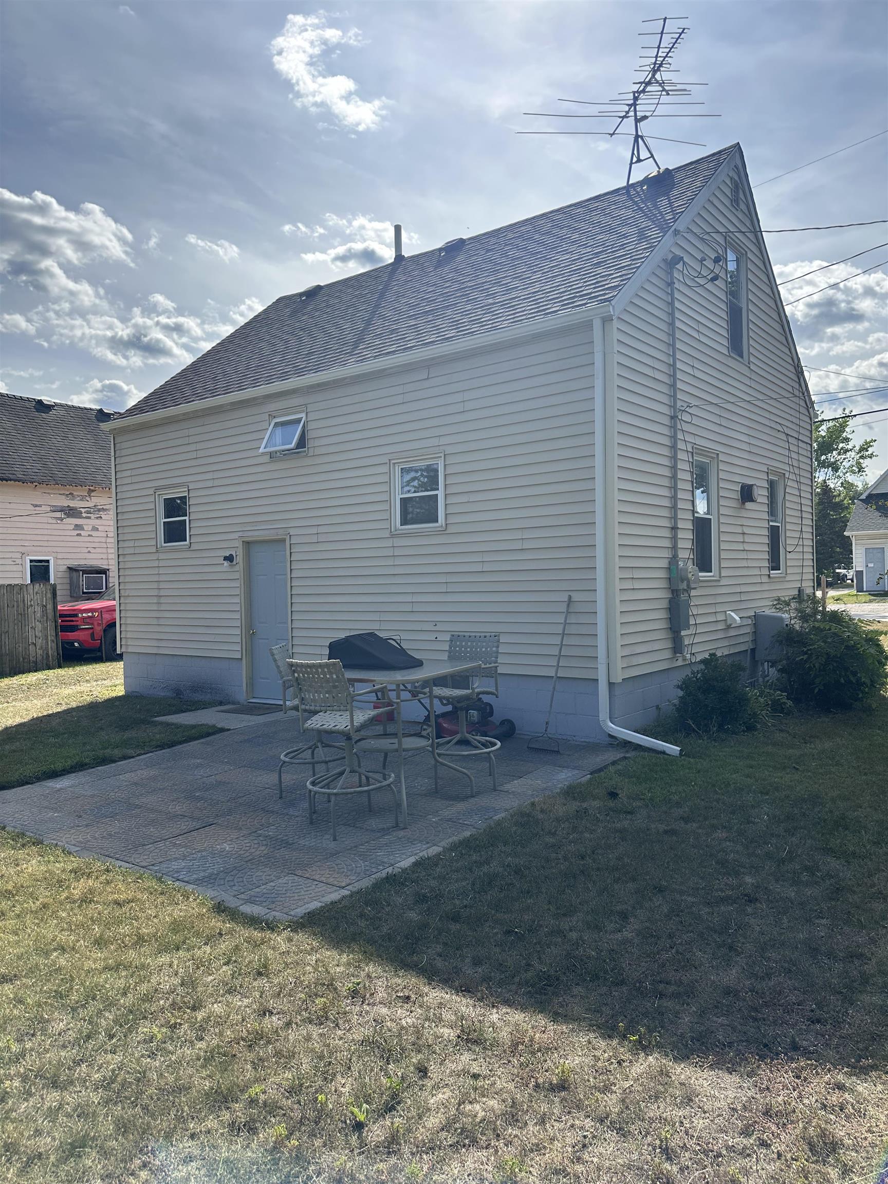 504 N Forest Street