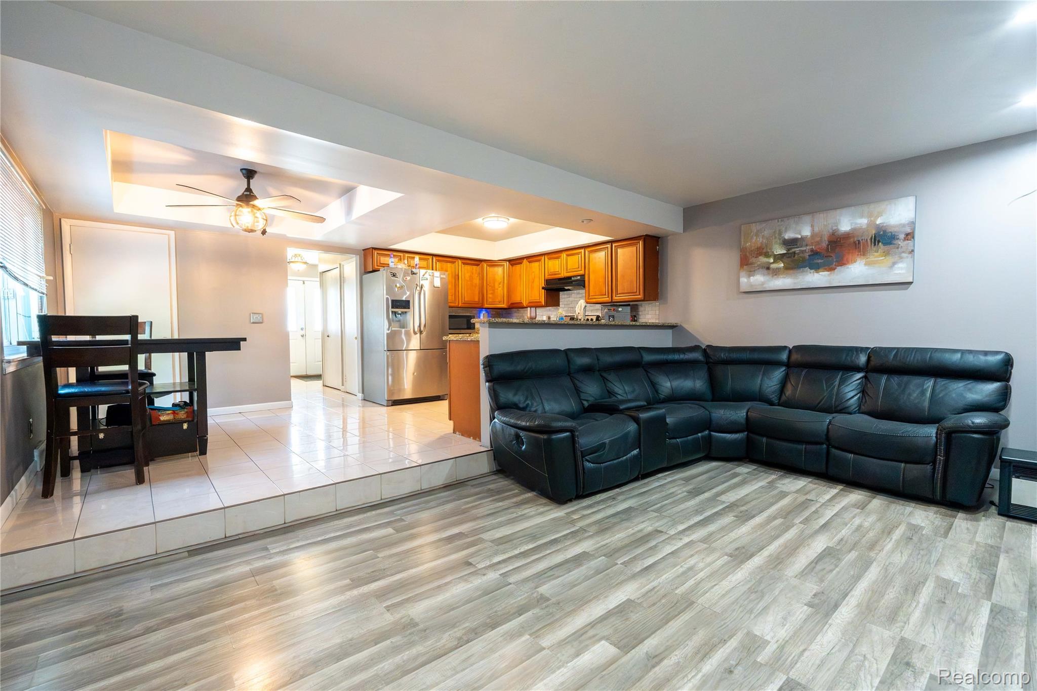 Southfield City, Michigan 48076, United States, 3 Bedrooms Bedrooms, ,2 BathroomsBathrooms,Residential,Active,194475