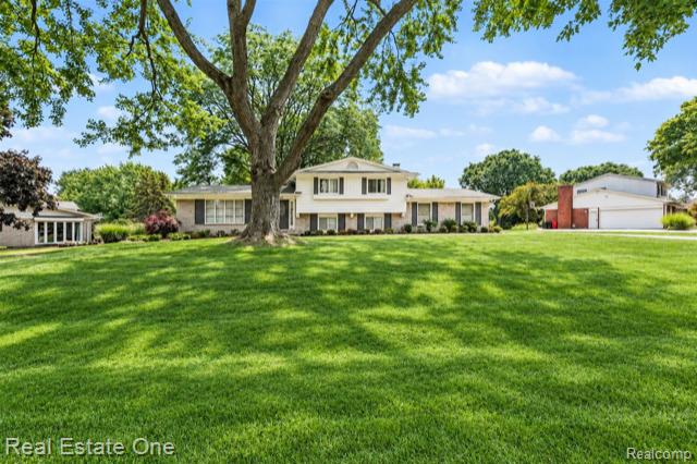 6639 Tamerlane Drive