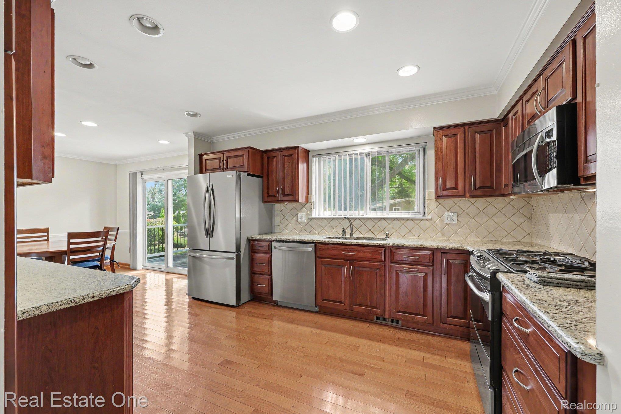 6639 Tamerlane Drive