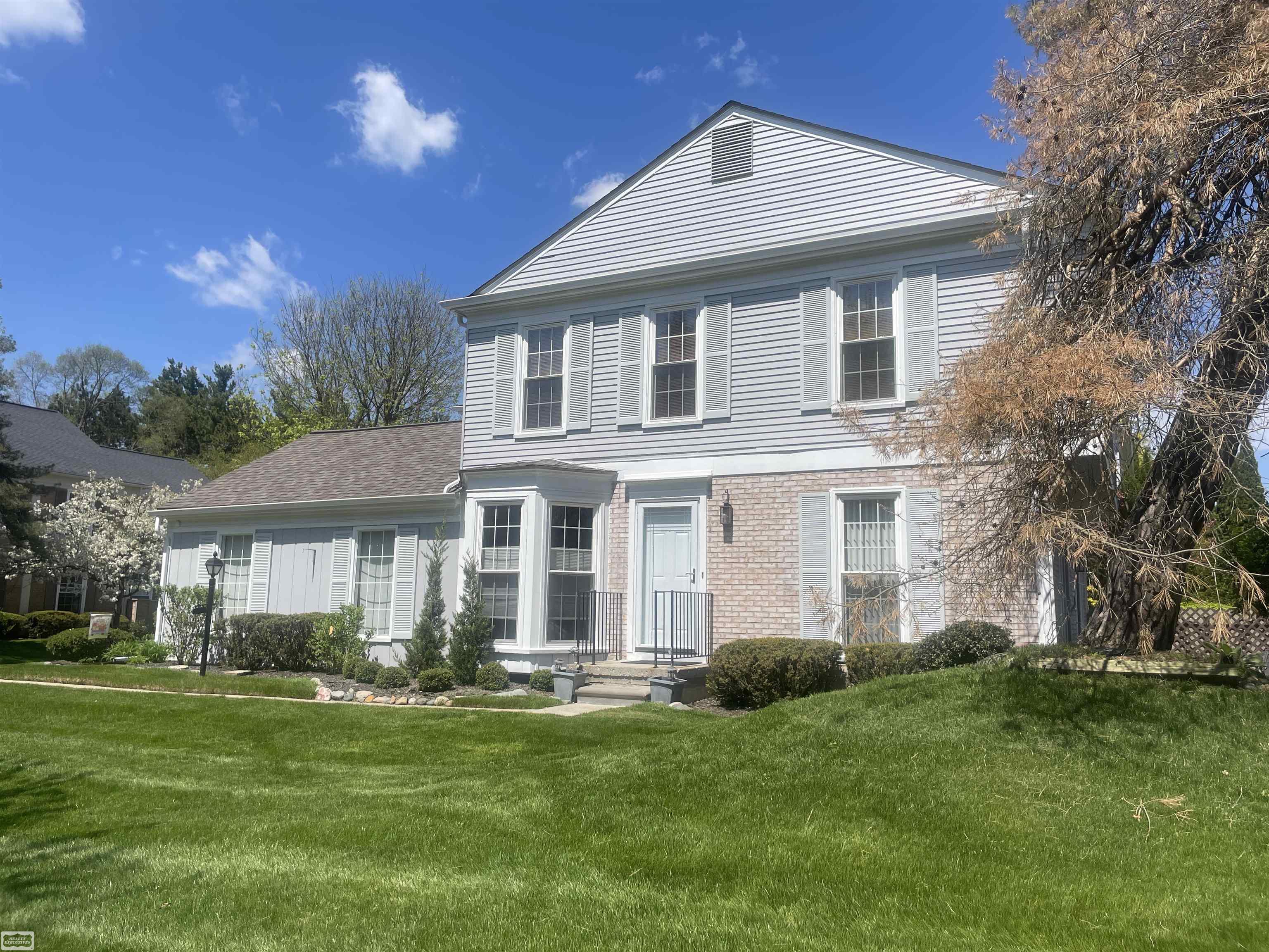 1343 Autumn Lane