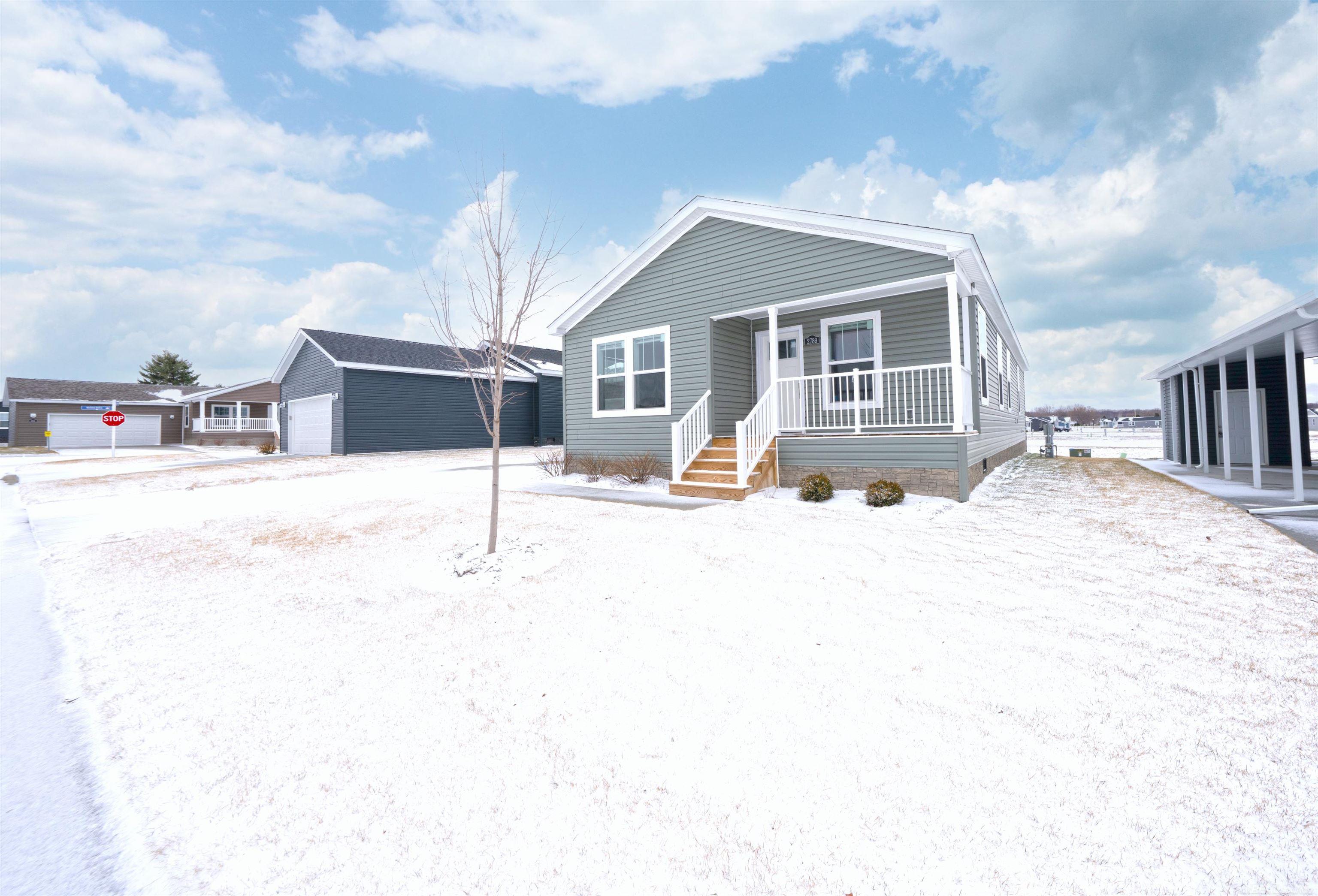 2789 Trade Winds Court