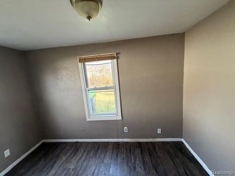 Tiny photo for 120 Pickford Street, Novi City, MI 48377 (MLS # 20251056923)