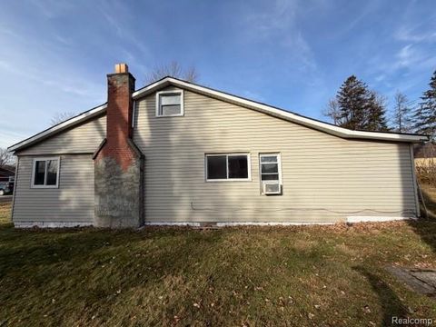 Tiny photo for 120 Pickford Street, Novi City, MI 48377 (MLS # 20251056923)