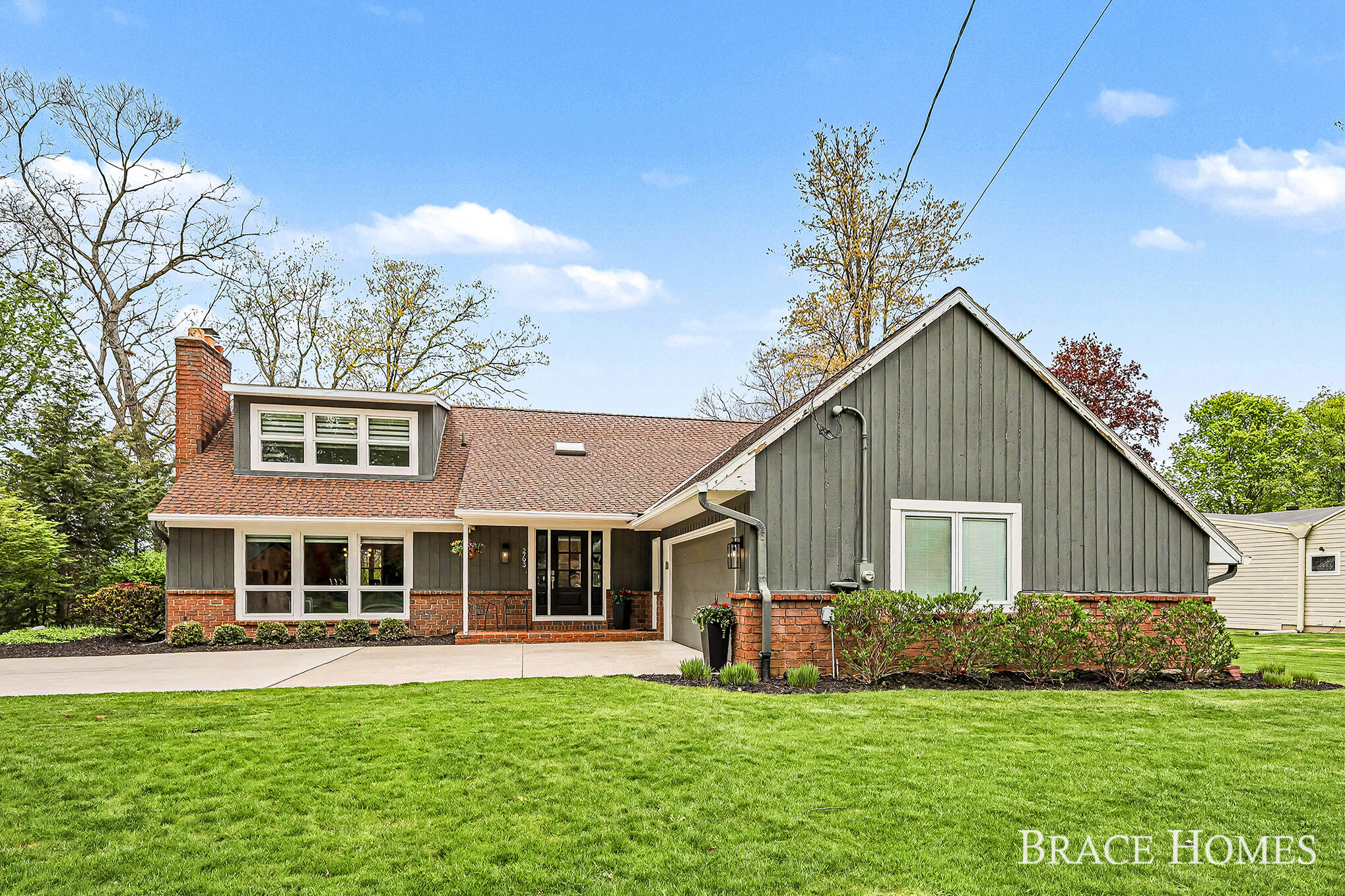 2793 Cascade Springs Drive SE