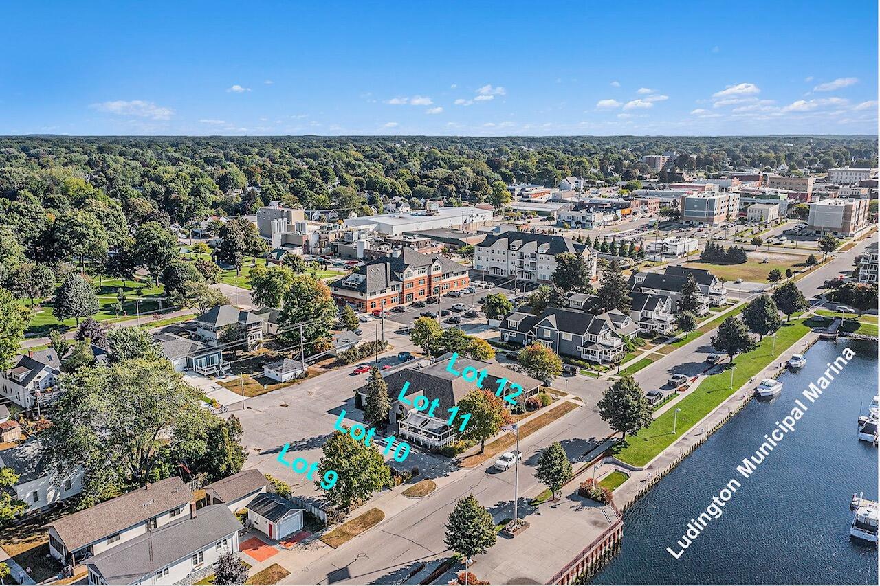 502 W Loomis Lot 11, Bk 49