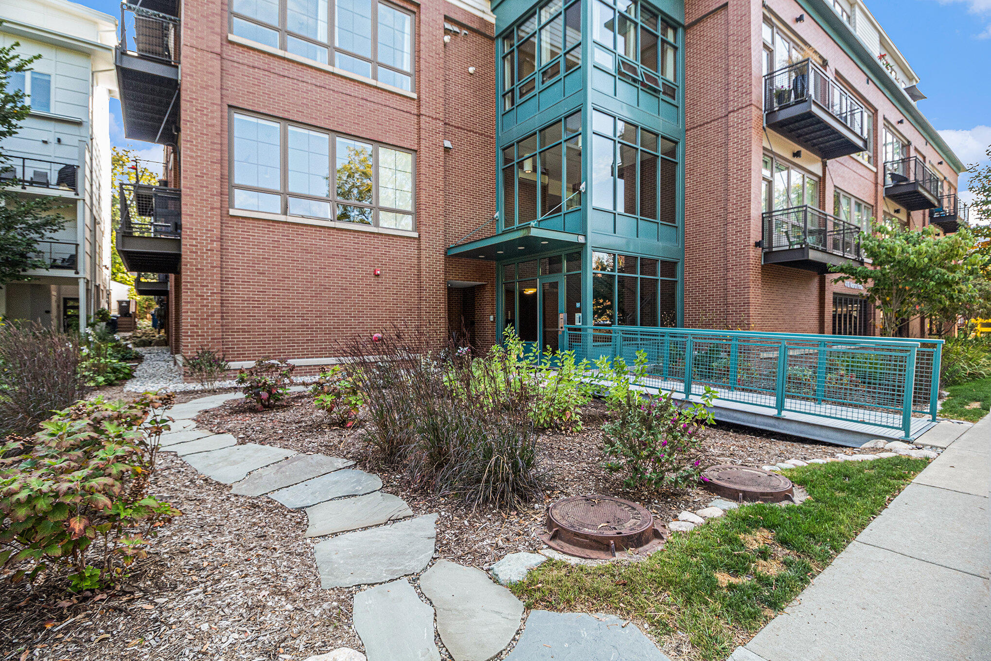 410 N 1st Street 301