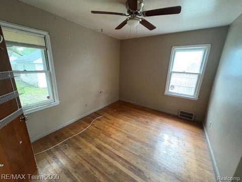 Tiny photo for 19131 Elkhart Street, Harper Woods City, MI 48225 (MLS # 20261071309)