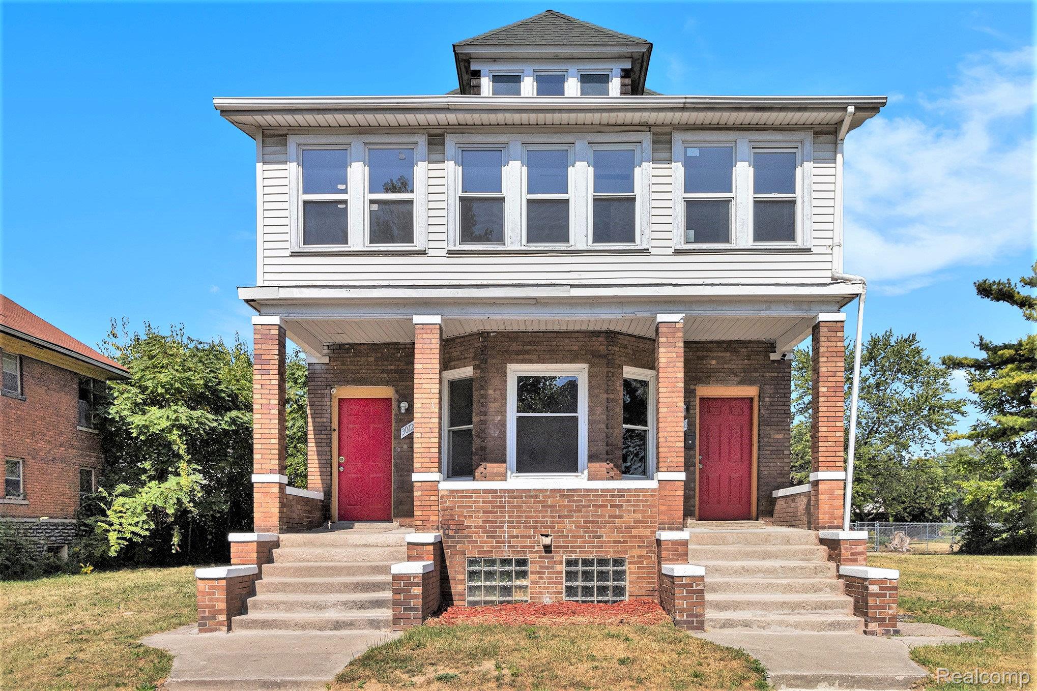 3008 Lothrop Street
