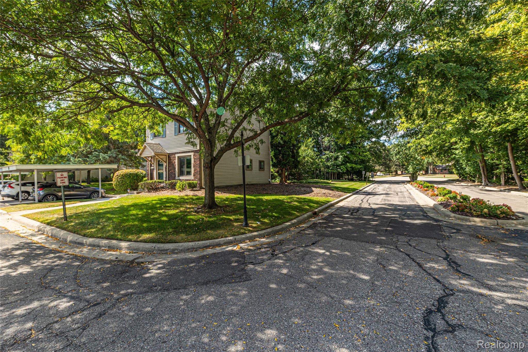 1570 Streamwood Court