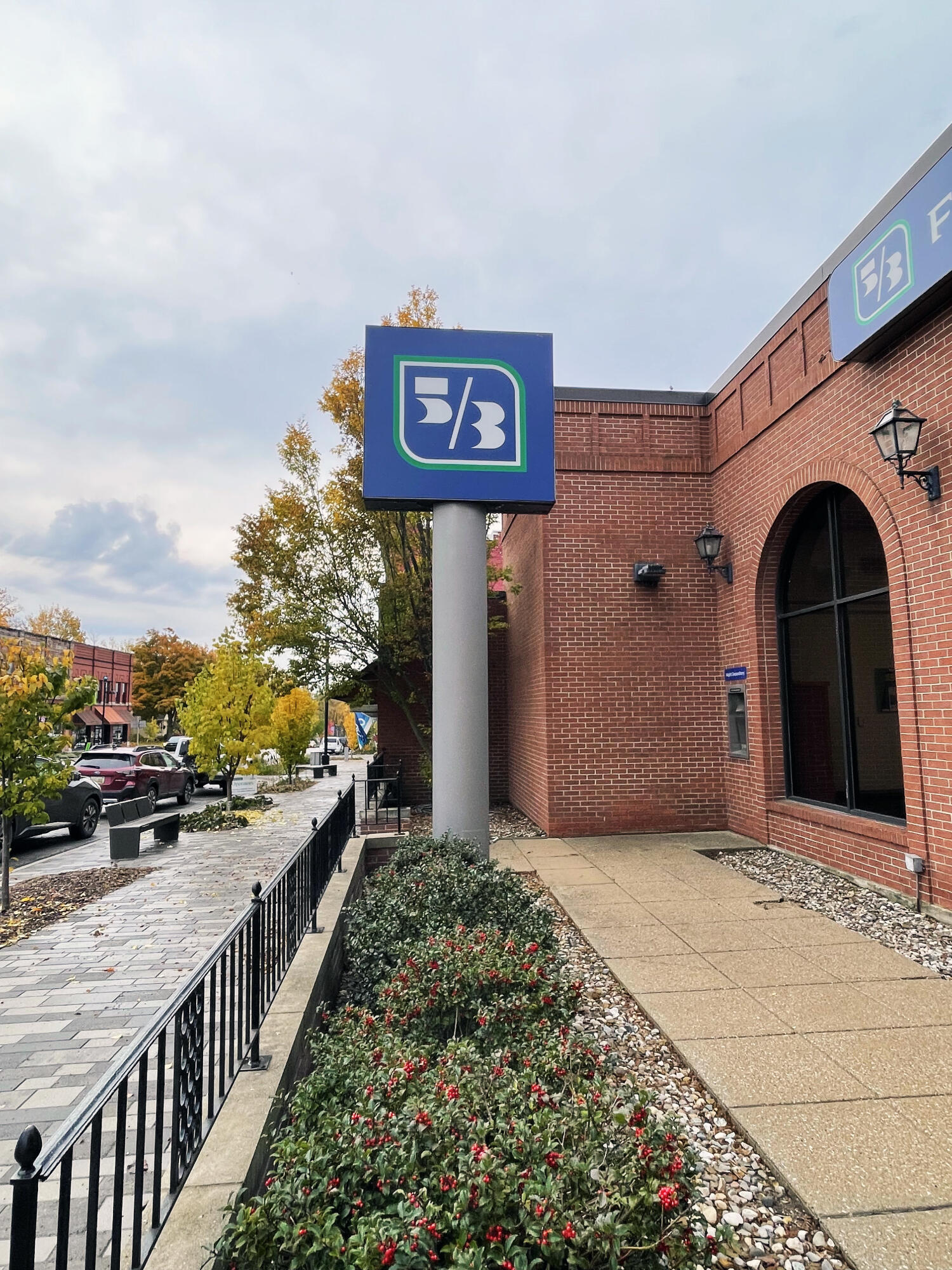 116 S Broadway Street