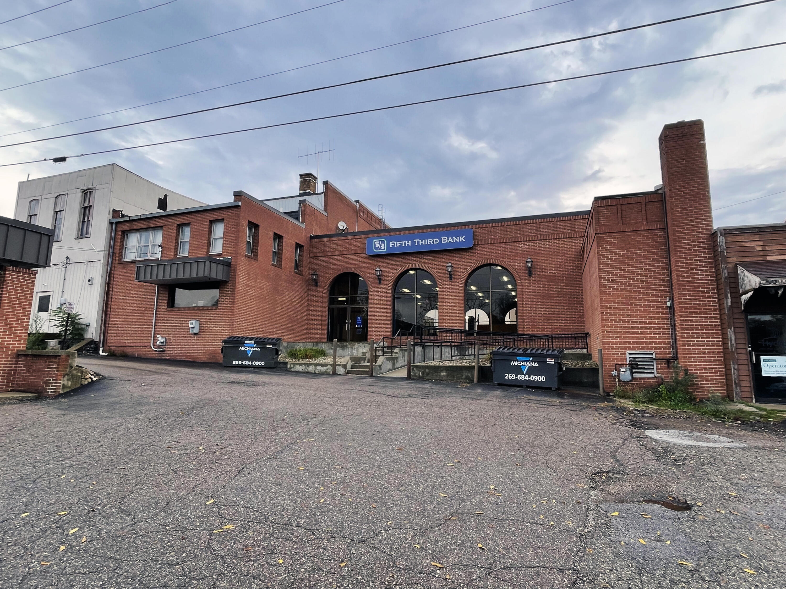 116 S Broadway Street