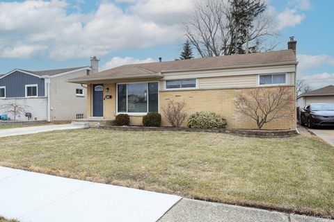 8132 Perrin Avenue Westland City MI 48185