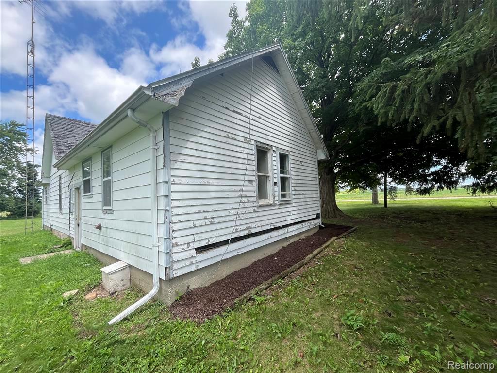8458 Melvin Road