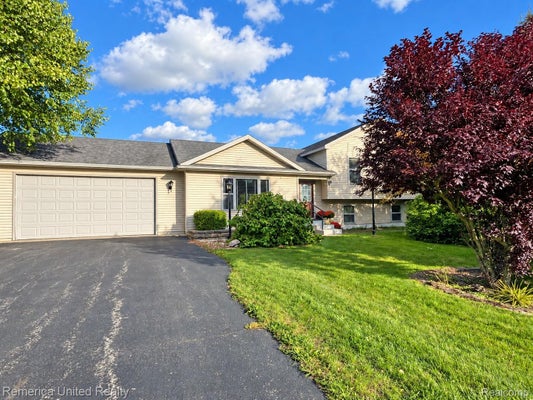 849 DENIE LN, TRAVERSE CITY, MI 49685 - Image 6408ecdbe2df02a8ce225b6177d569c9/180962017