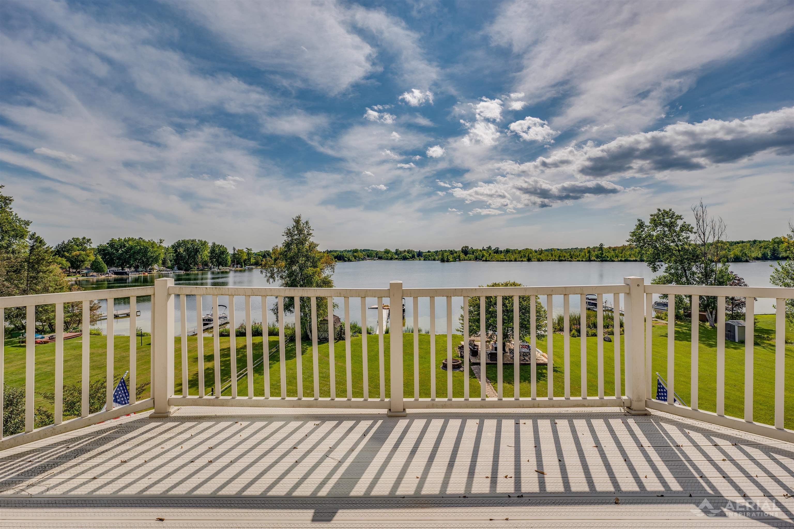 4348 W Lakeside Drive