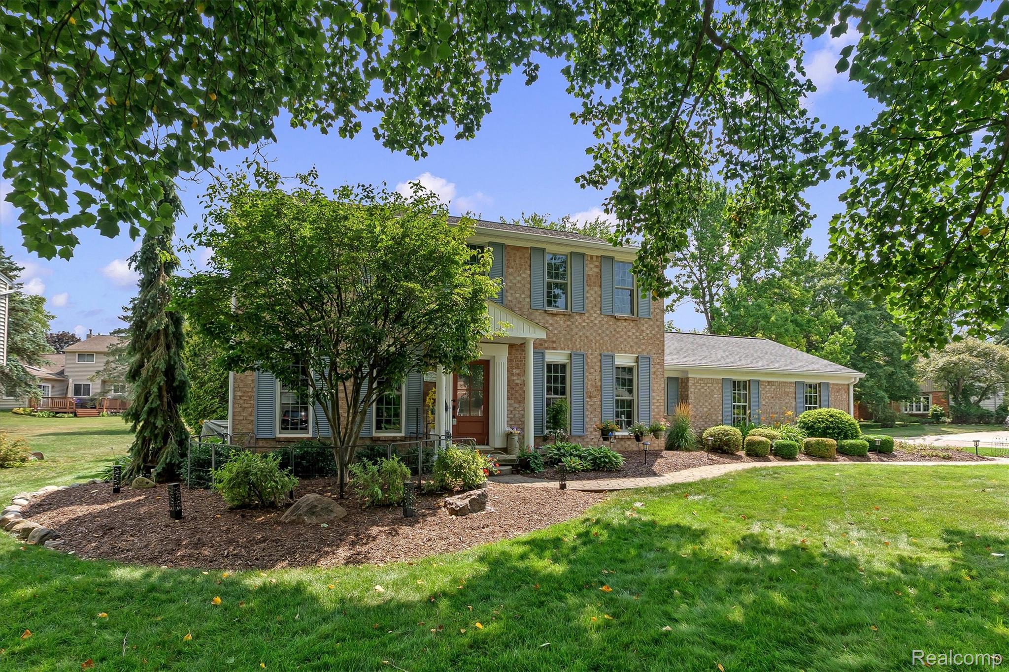 2887 Armstrong Drive