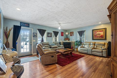 Tiny photo for 39151 Wanda Avenue, Sterling Heights City, MI 48313 (MLS # 58050196392)