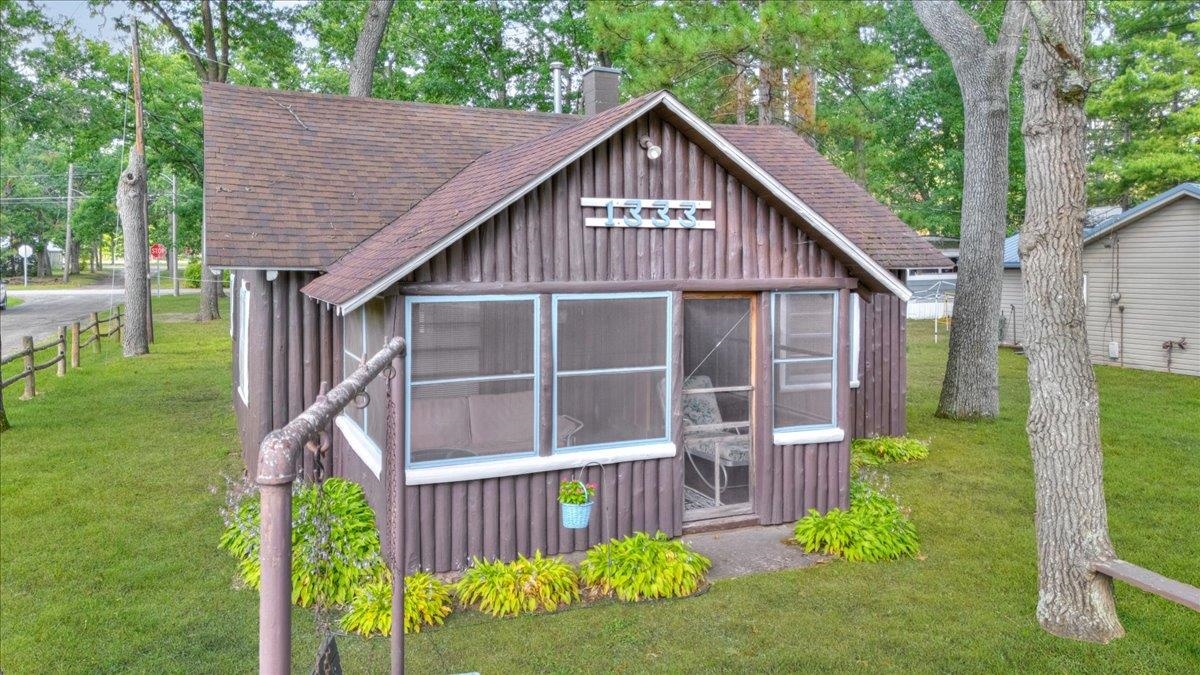 1333 N Sand Lake Road