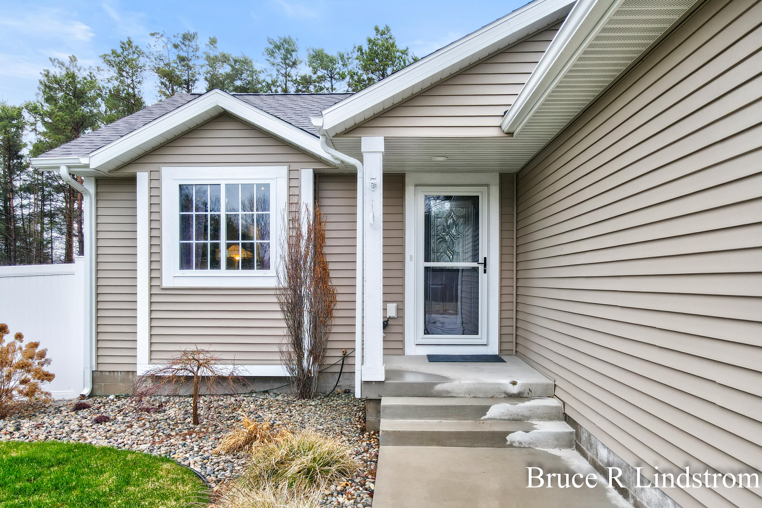 1157 Spruce Pointe Drive