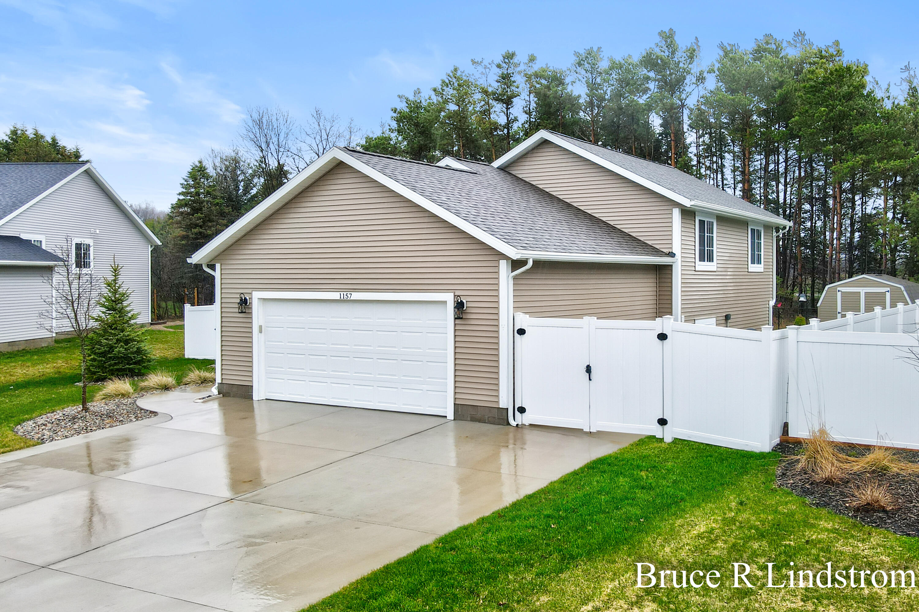 1157 Spruce Pointe Drive