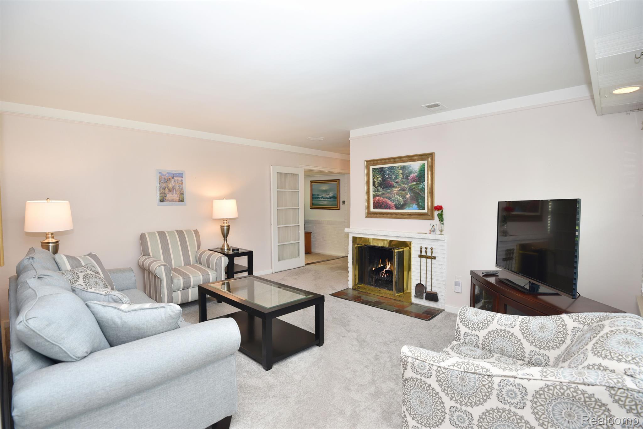 31220 SHERIDAN Drive