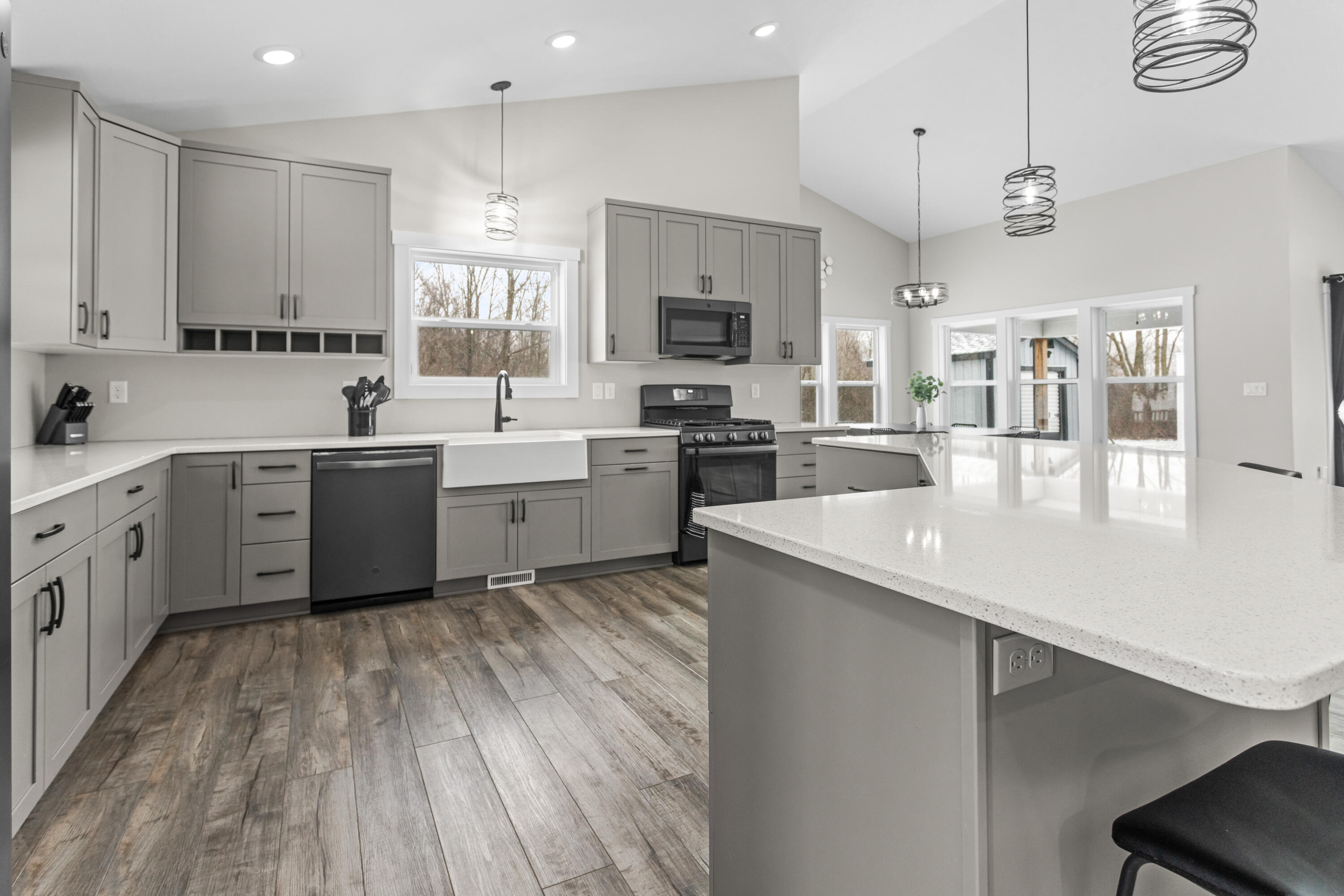 9887 Clyde Park Avenue SW