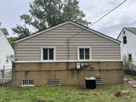 Tiny photo for 18841 Buffalo Street, Detroit City, MI 48234 (MLS # 20261083261)