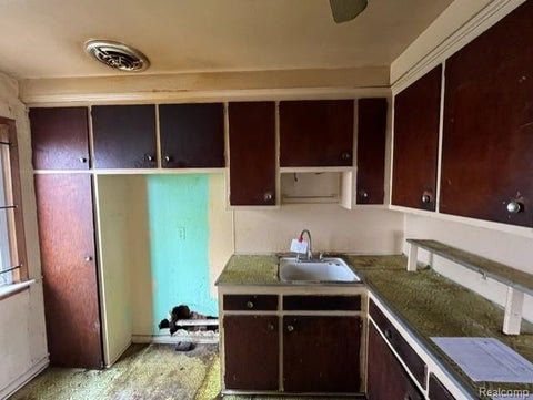 Tiny photo for 18841 Buffalo Street, Detroit City, MI 48234 (MLS # 20261083261)