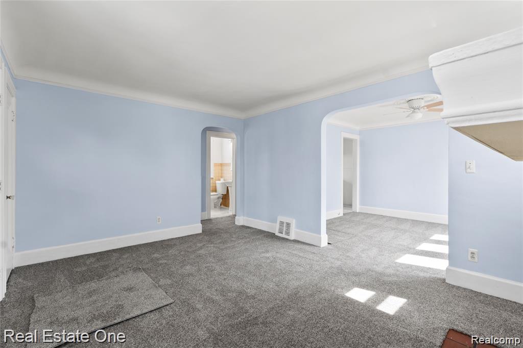 5444 Kenilworth Street