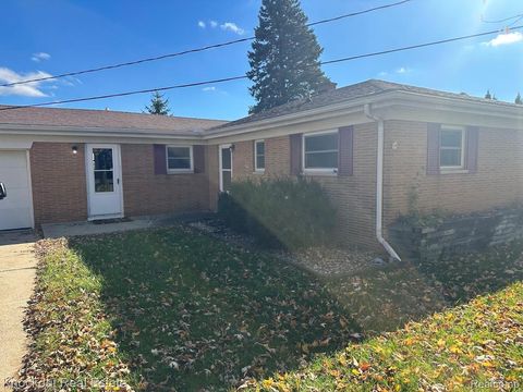 5030 Kenora Drive Kochville Township MI 48604