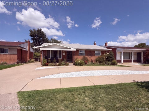 Photo for 17941 E 13 Mile Road
