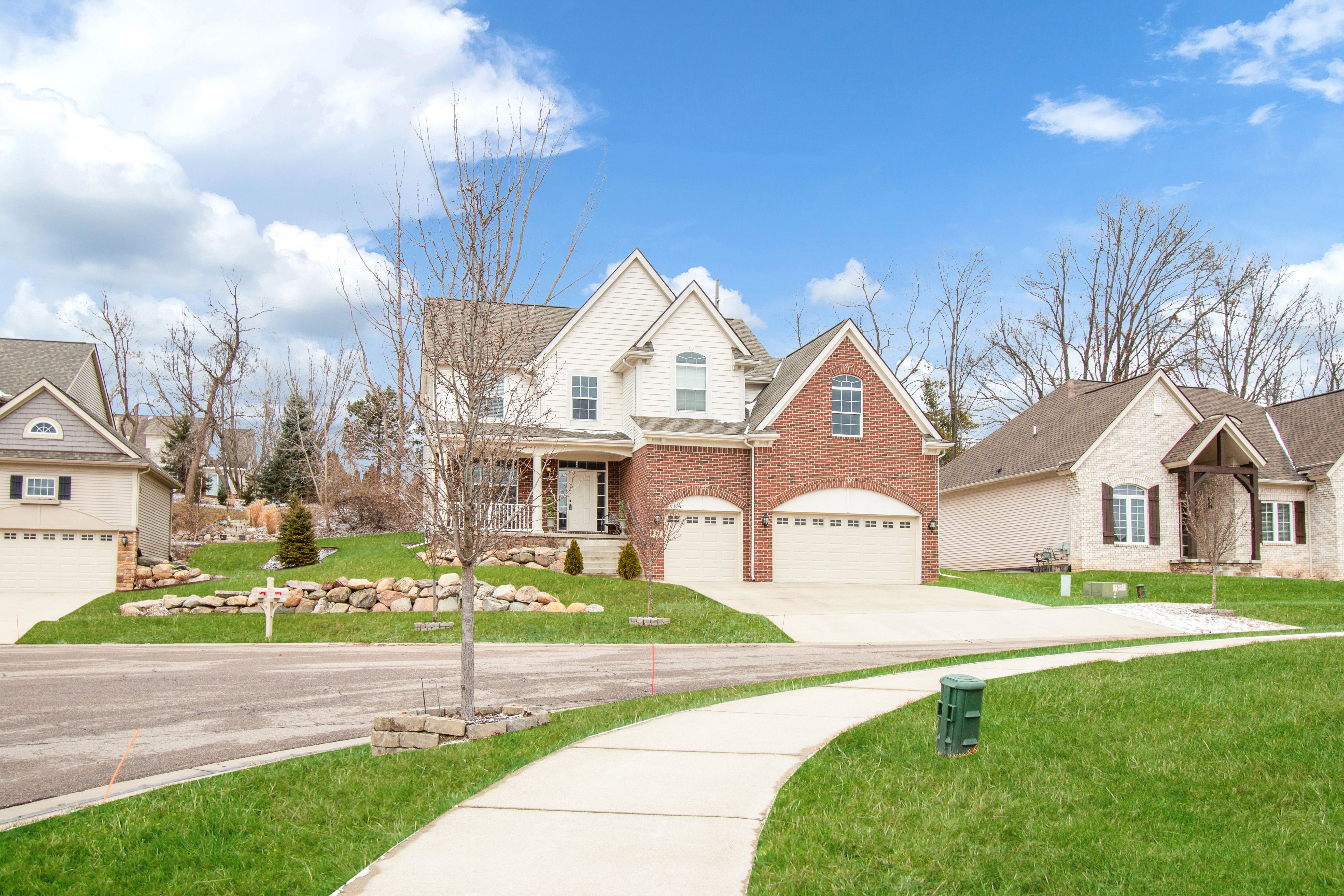 549 NAPA VALLEY Drive