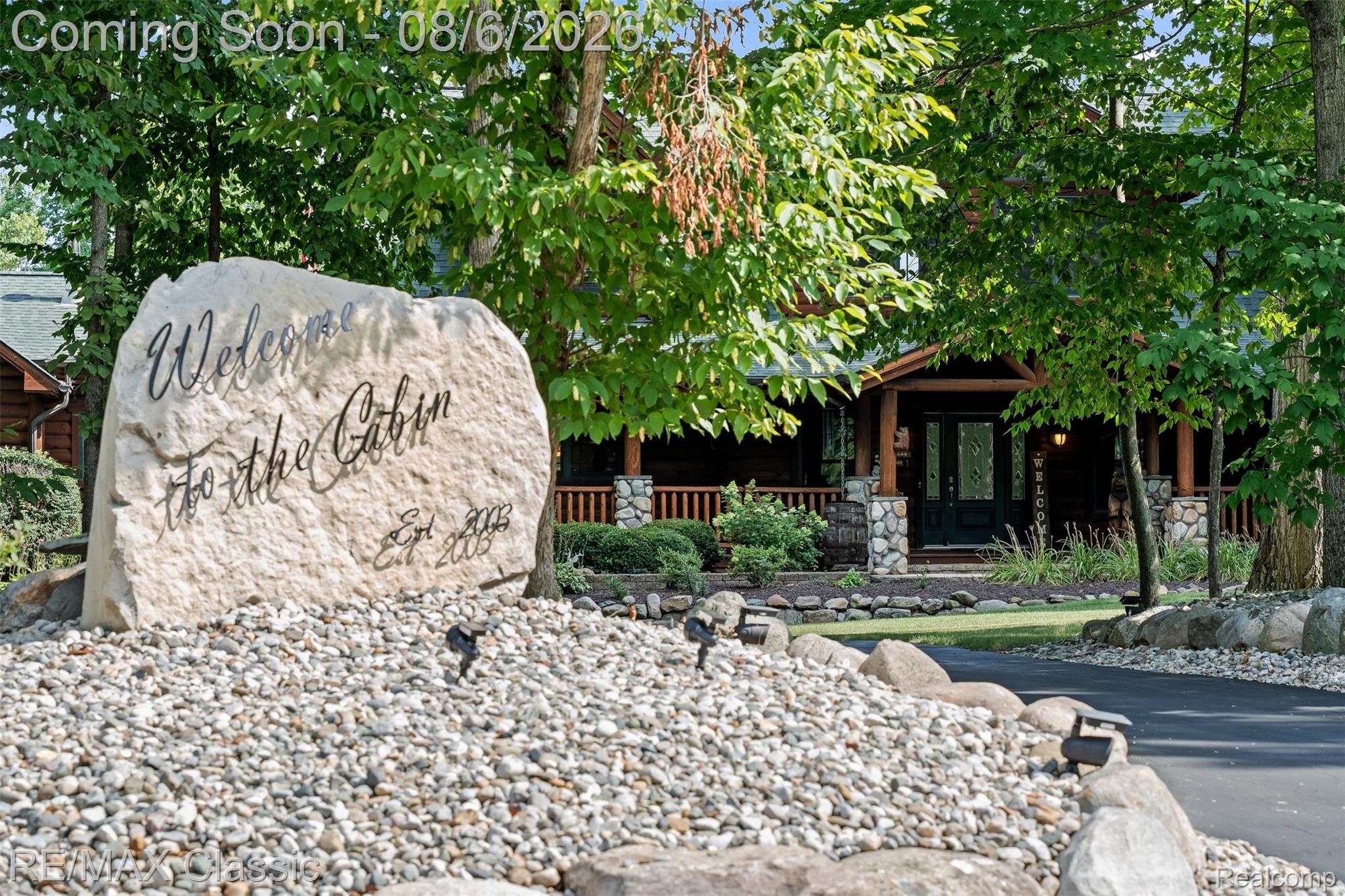 4489 Clara Louise Ct