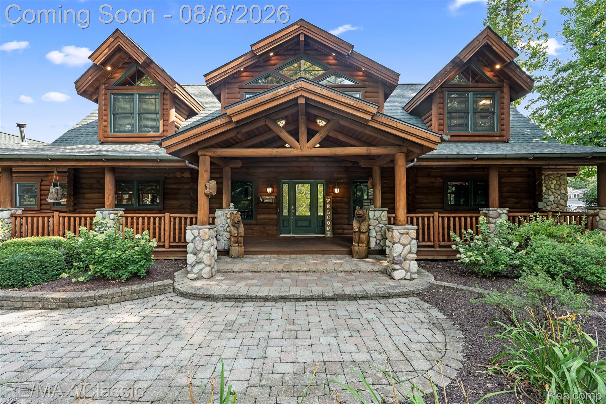 4489 Clara Louise Ct