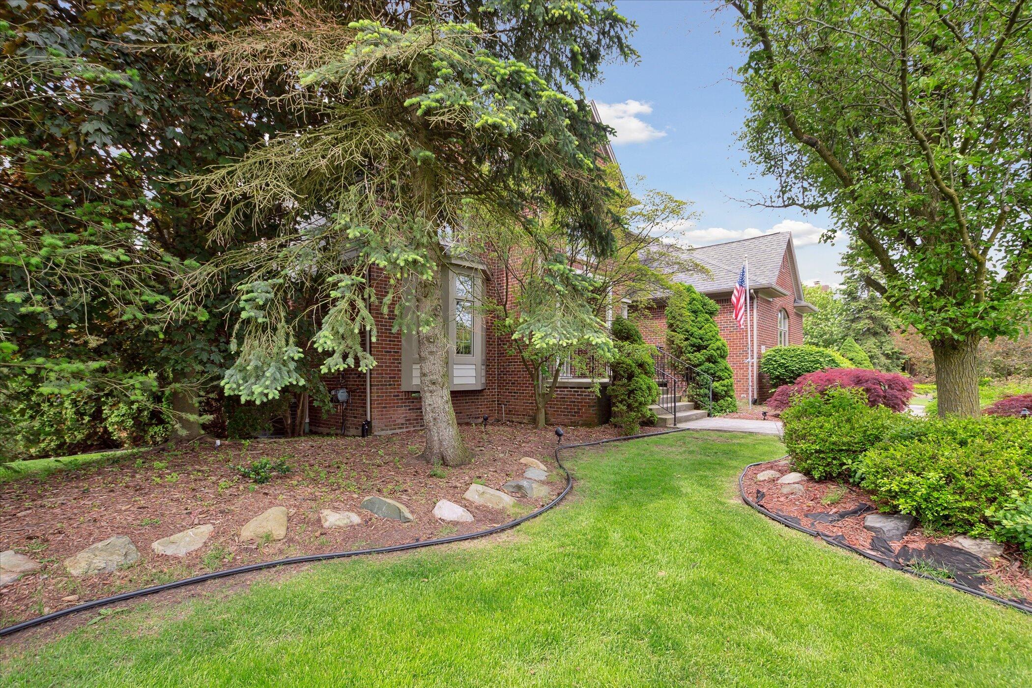 12427 Howland Park Drive