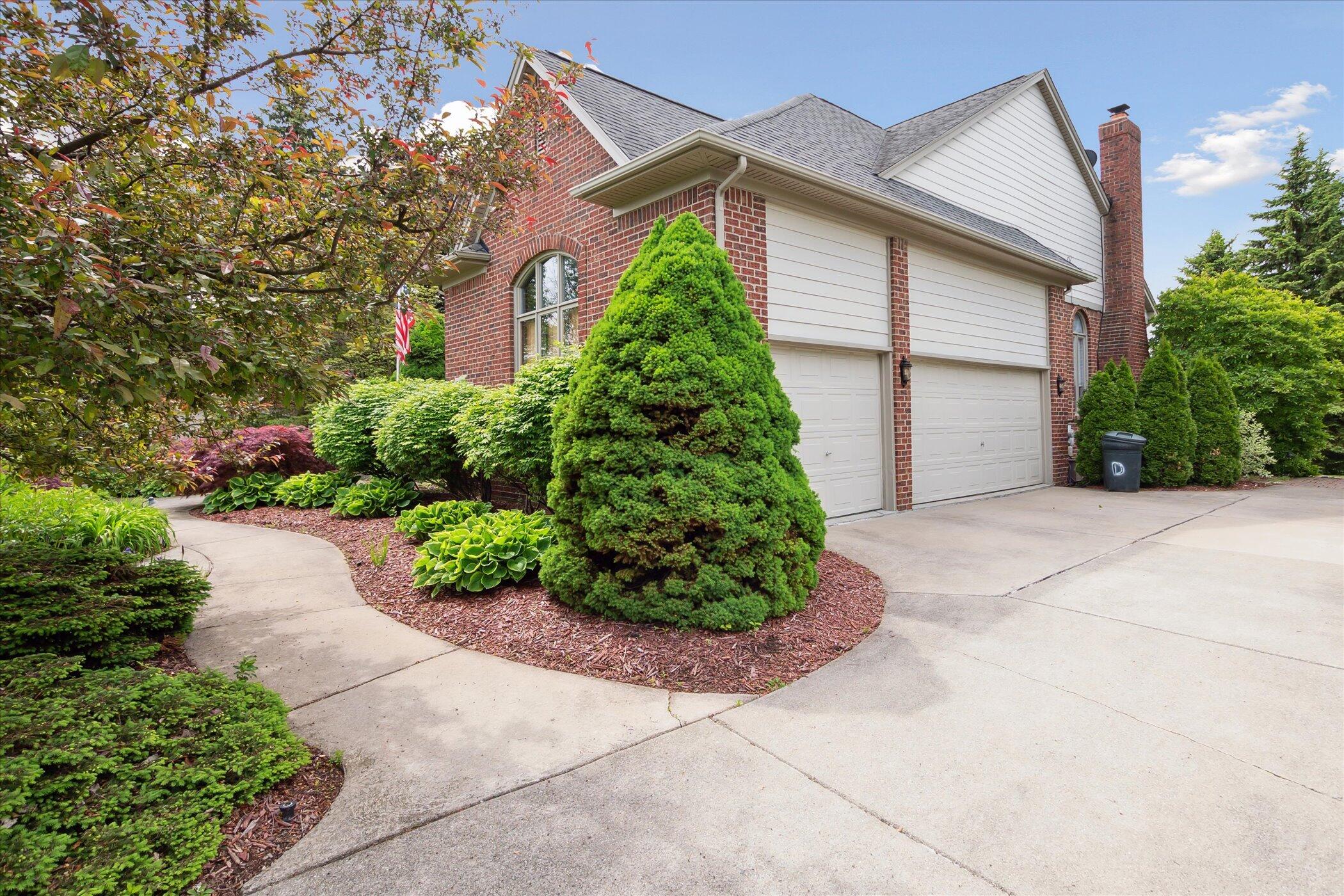 12427 Howland Park Drive