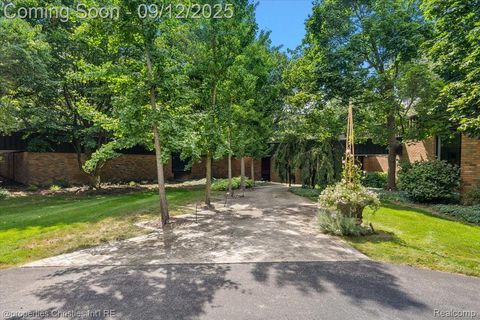 4647 Private Lake Drive Bloomfield Hills City MI 48301