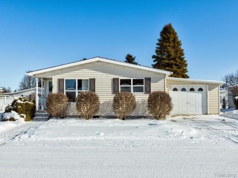 4333 24th #187 Avenue Fort Gratiot Charter Township MI 48059