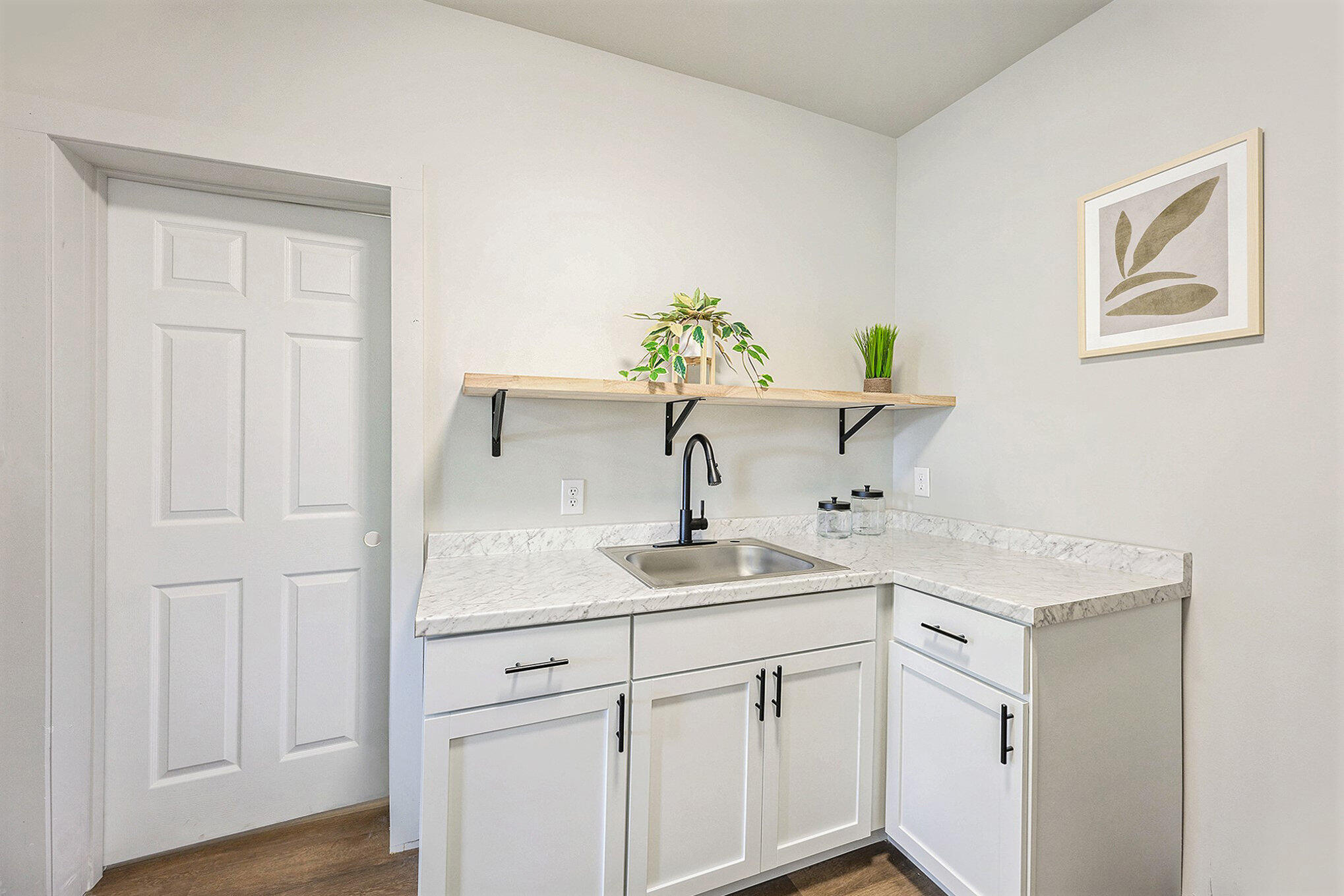 415 W Walnut Street