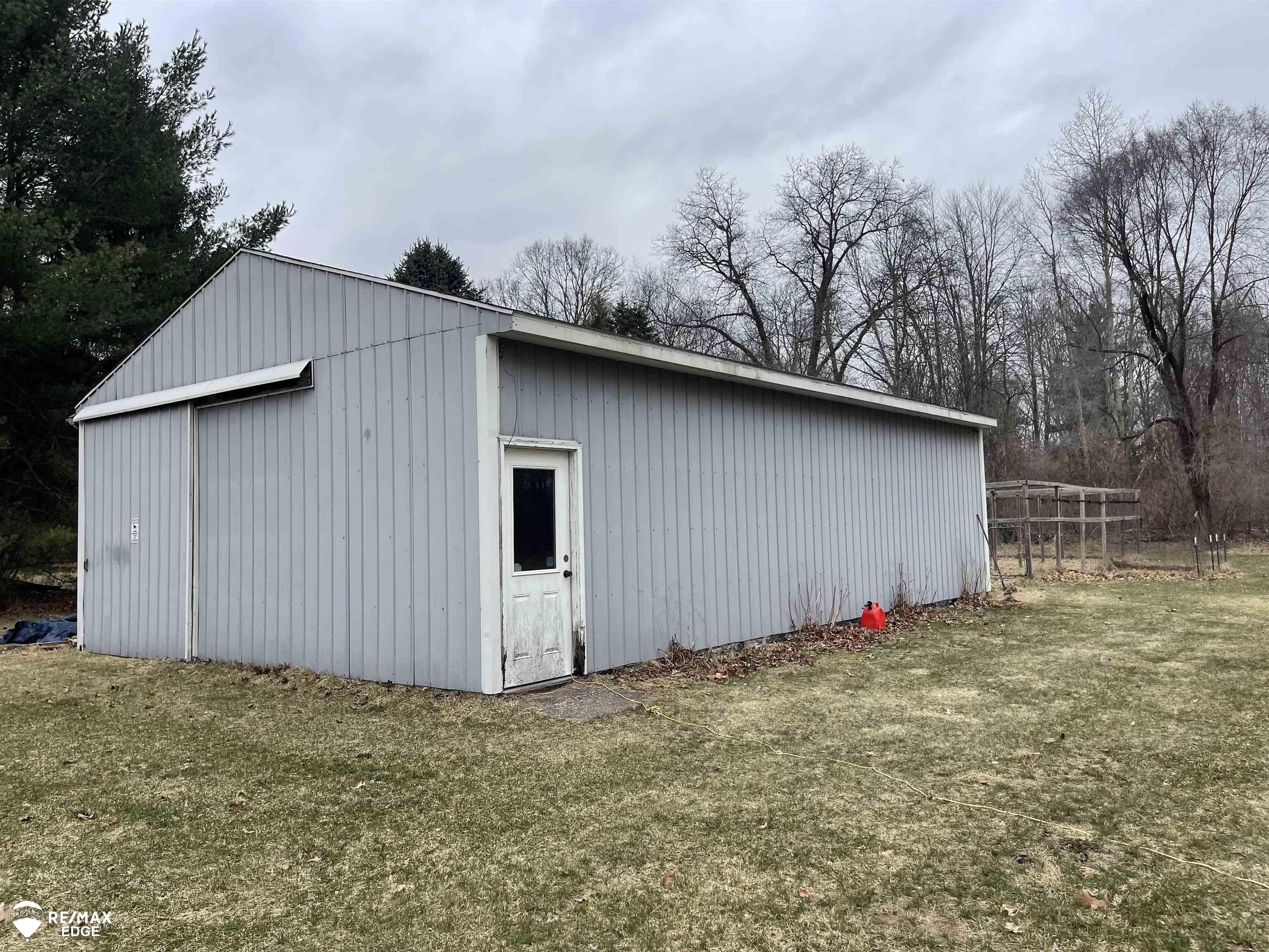 494 W Barnes Lake Road