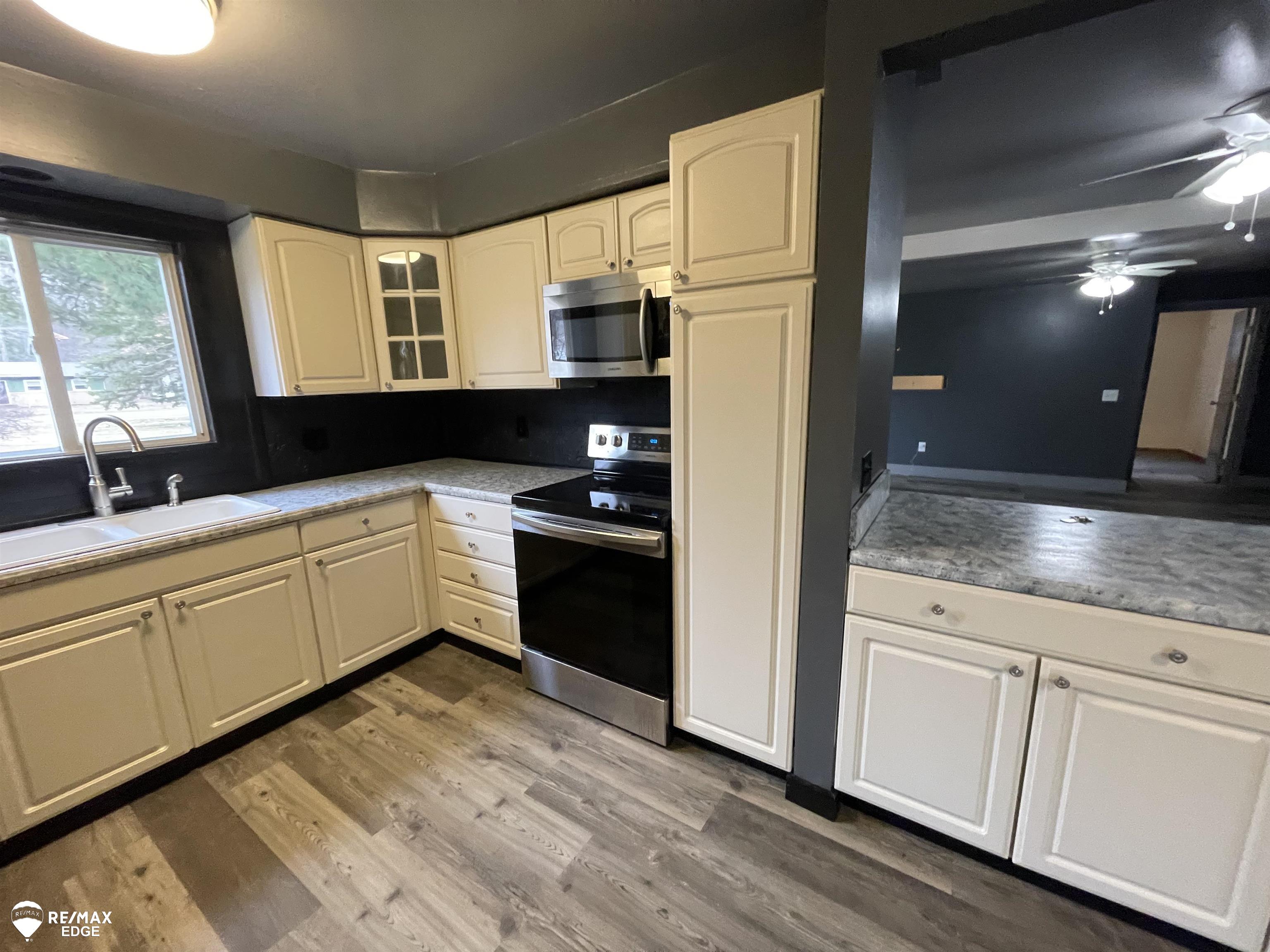 494 W Barnes Lake Road