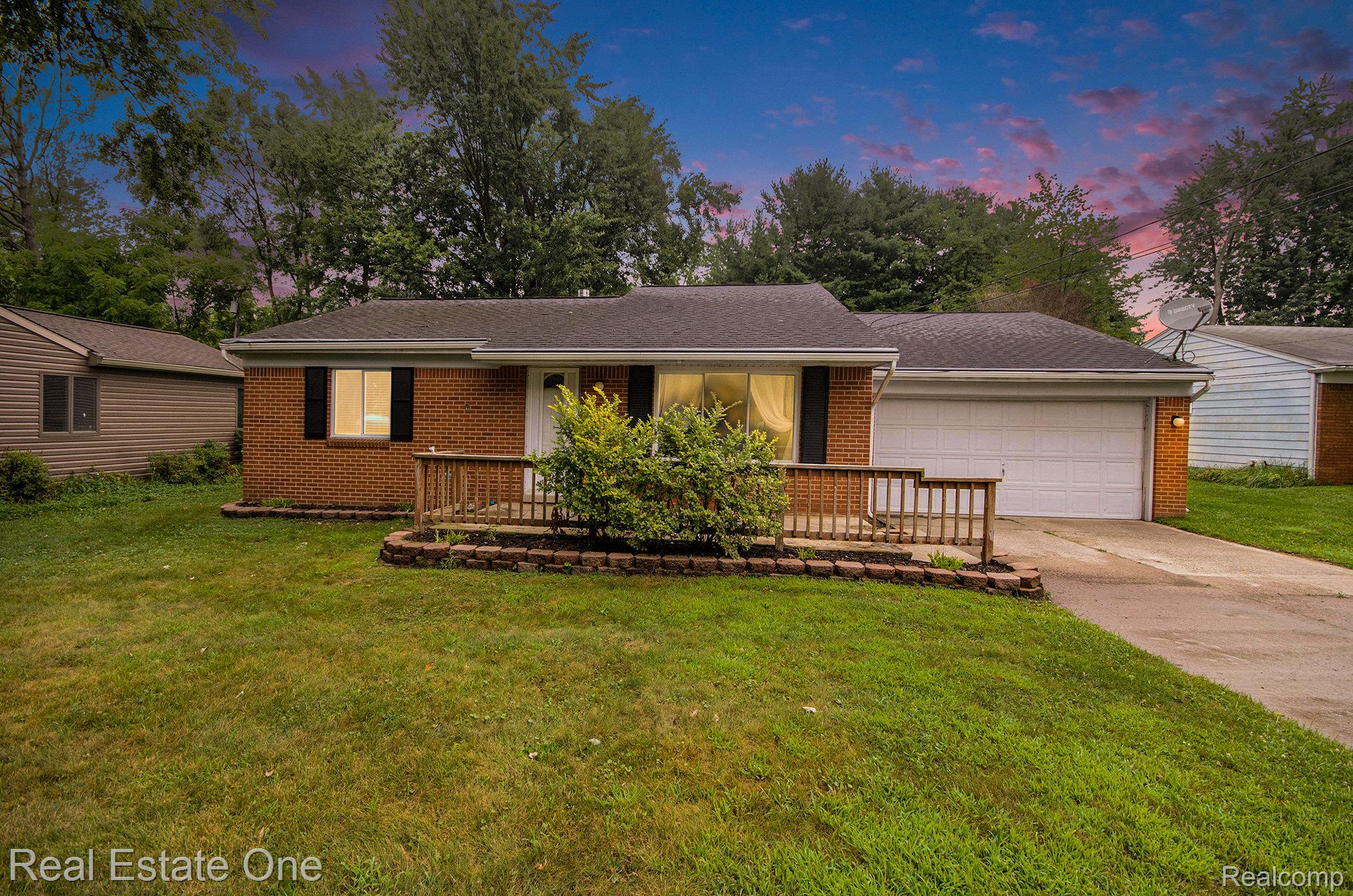 12161 Della Drive